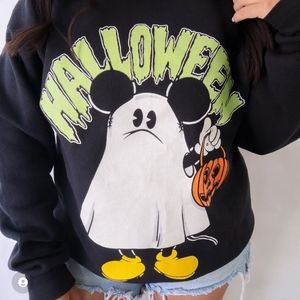 ISO vintage mickey mouse ghost halloween sweatshirt.